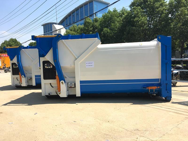 勾臂垃圾車(chē)配套12方壓縮垃圾箱