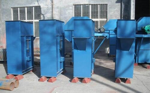 鏈?zhǔn)蕉肥教嵘龣C(jī)廠家型號齊全，斗式提升機(jī)價格優(yōu)惠，用途廣泛