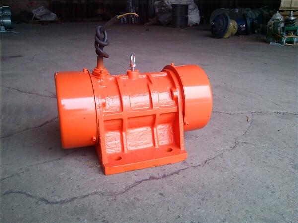 七臺(tái)河X(jué)VMA-30-2振動(dòng)電機(jī)型號(hào)規(guī)格表