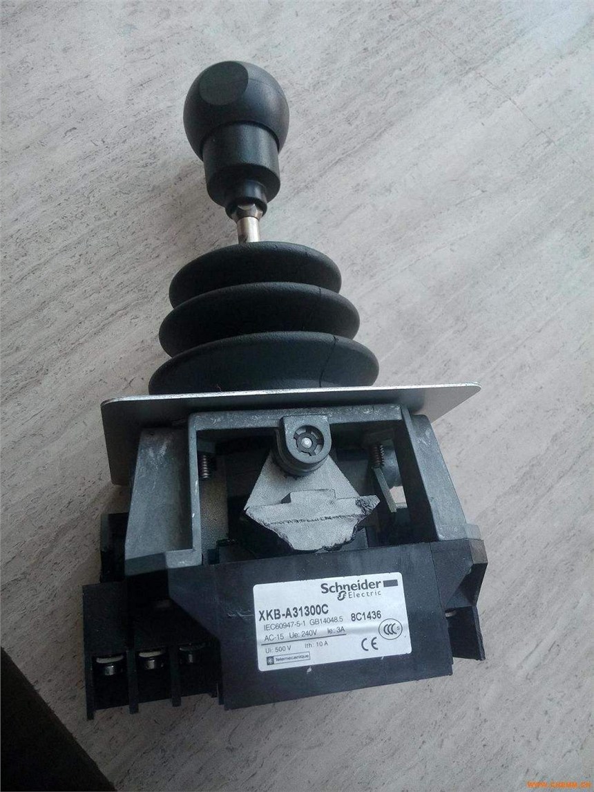 schneider施耐德主令控制器XKM-B111310