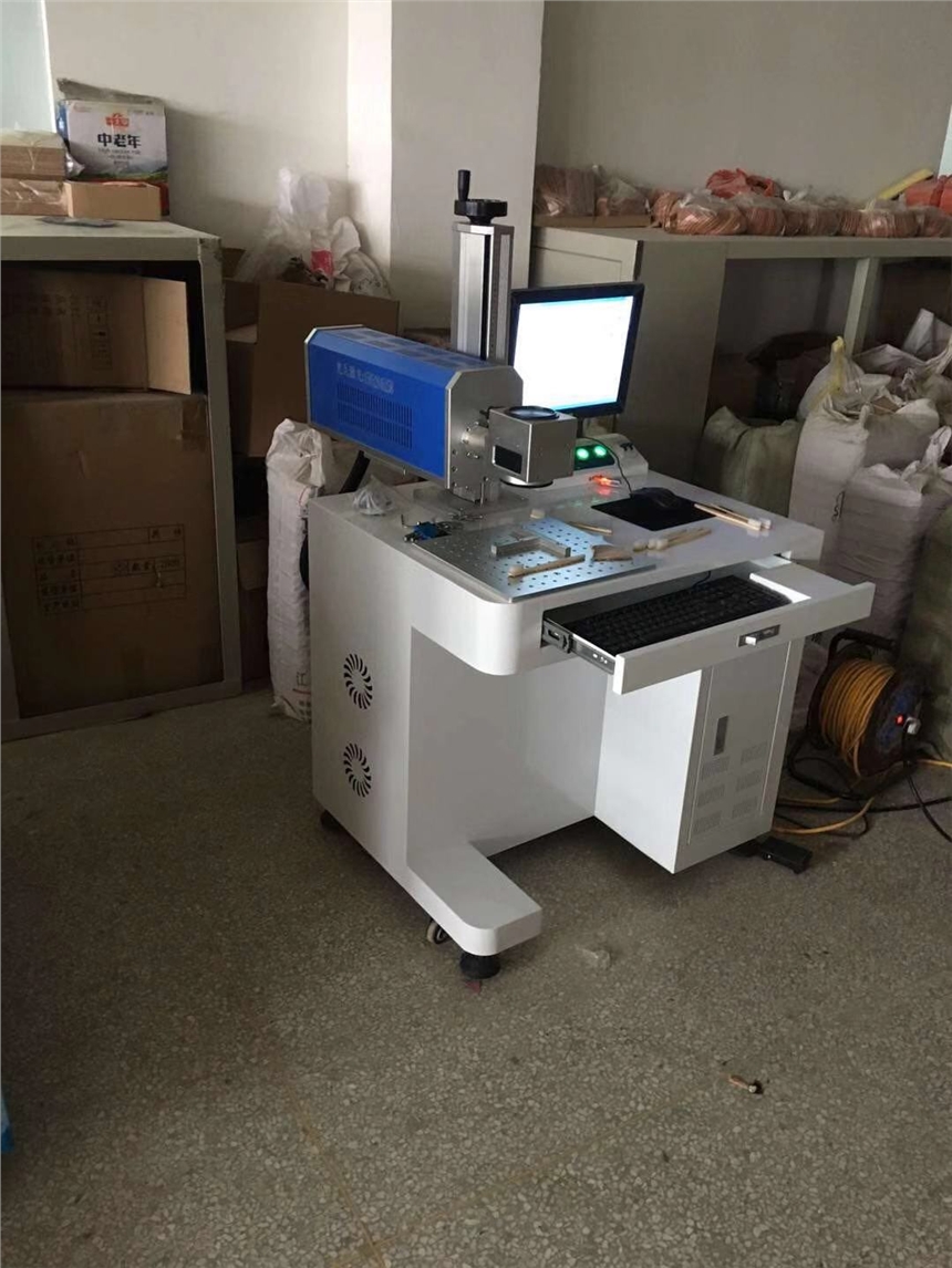 木頭材質(zhì)激光打標機&選用CO2-激光雕刻機系列 江西 福建網(wǎng)點