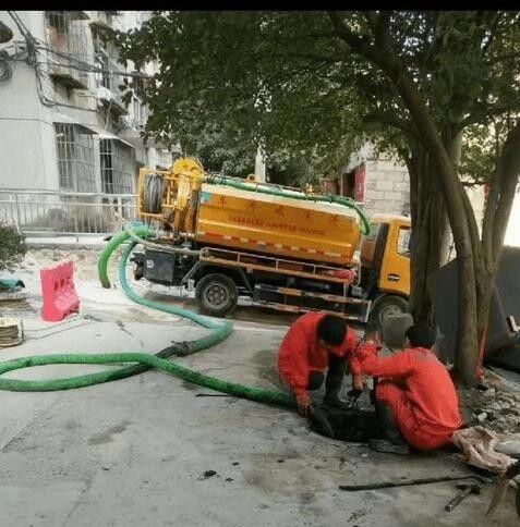 小店區(qū)強力吸污抽糞車，清理污水池，污水沉沙池清理 抽化糞池