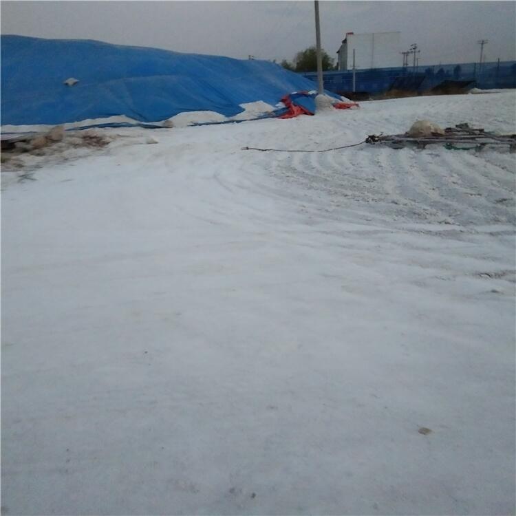 鈉級白色膨潤土   鈣級白色膨潤土  白粘土  膨潤土廠家