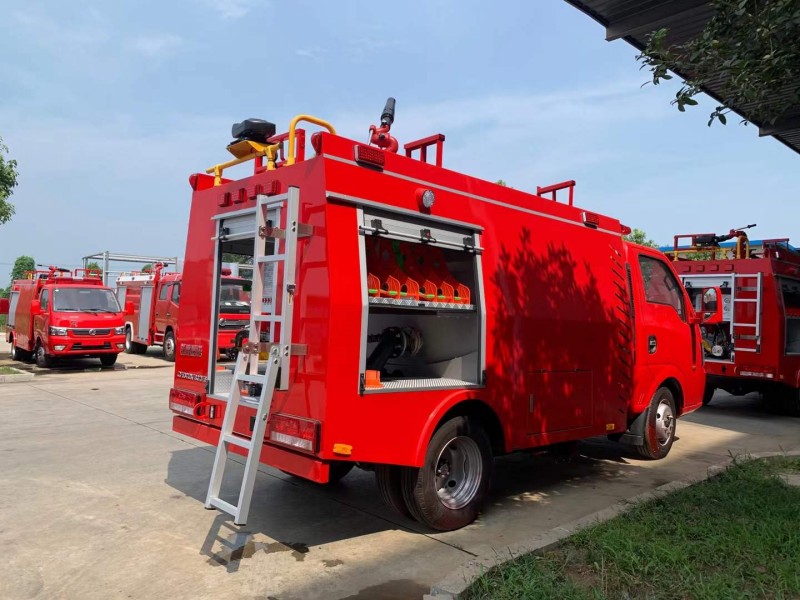 云南2方干粉消防車廠家