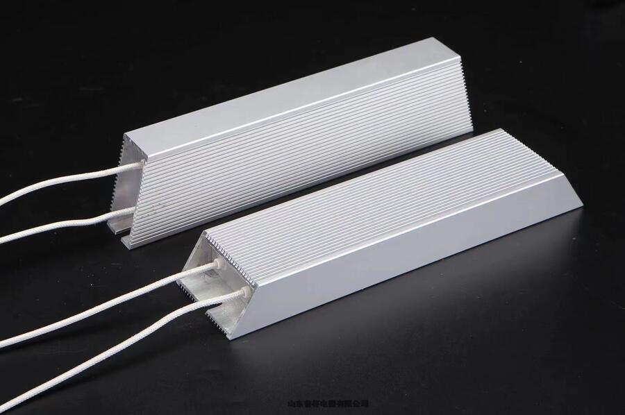 山東魯杯鋁殼電阻RXLG-80W100R船舶、電力系統(tǒng)、限流負載等電氣設(shè)備