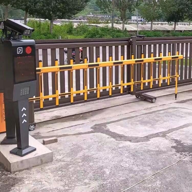 大連廠家直銷(xiāo)車(chē)牌識(shí)別系統(tǒng)道閘