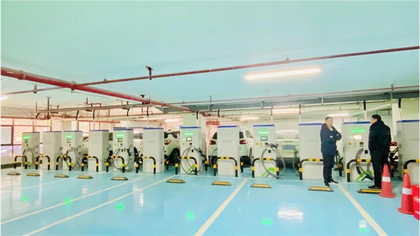 60KW雙槍直流充電樁，易充充電樁廠家直銷