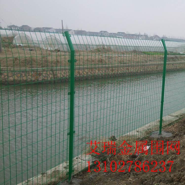 廠家供應(yīng)水源地防護(hù)網(wǎng)-水源保護(hù)區(qū)隔離網(wǎng)-水庫(kù)安全圍網(wǎng)