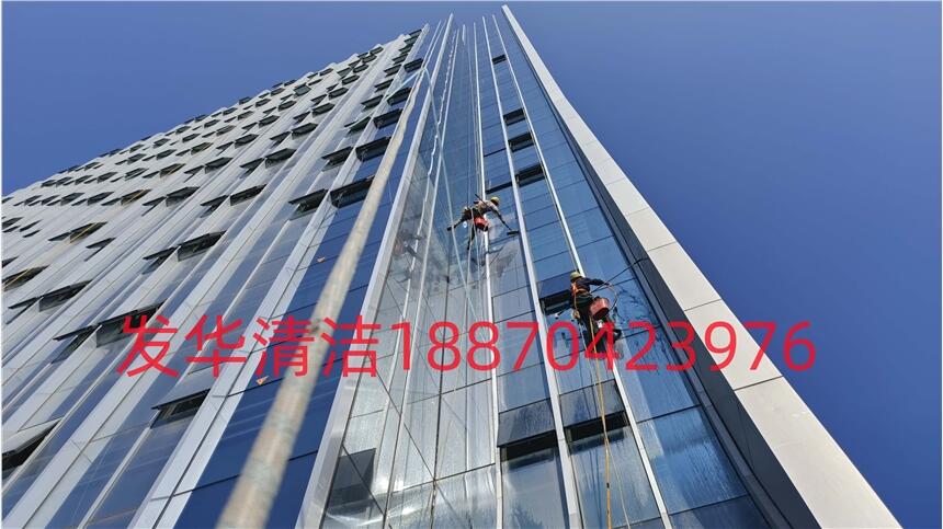 福建其它地區(qū)發(fā)華清潔修補(bǔ)塔吊洞專業(yè)高空