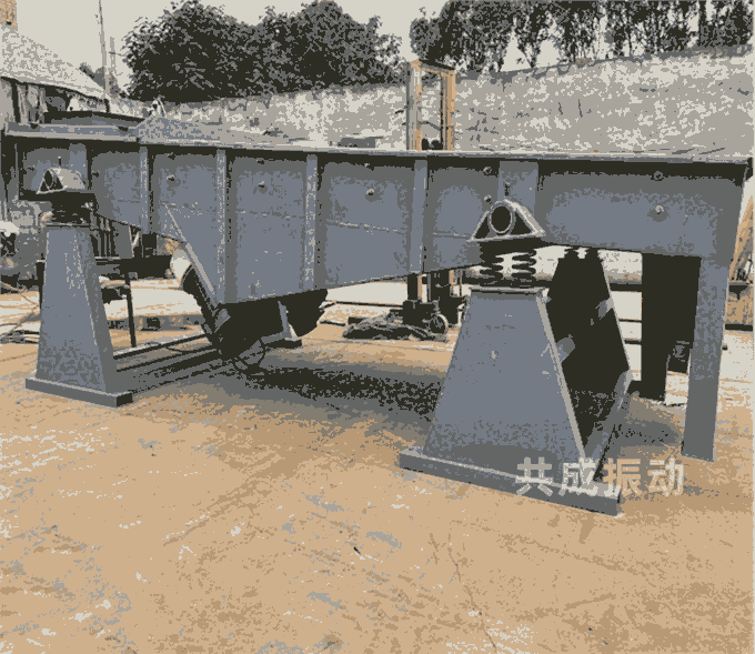 尿素篩分機(jī) 1030直線(xiàn)振動(dòng)篩
