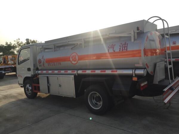 東風國五20噸流動加油車柳汽鋁合金油罐車