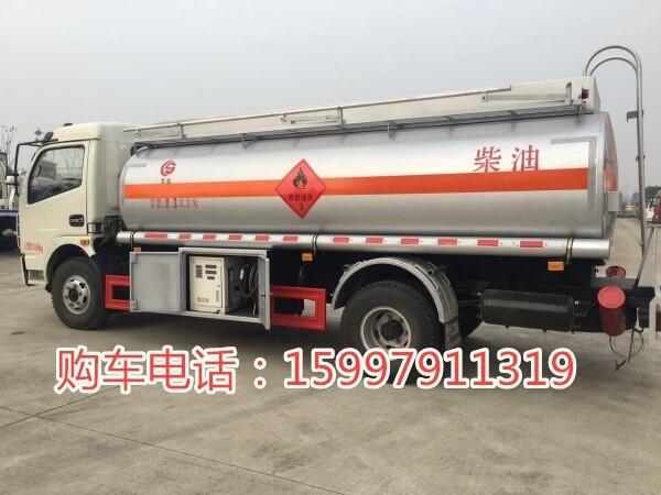 一汽解放小三軸油罐車圖片