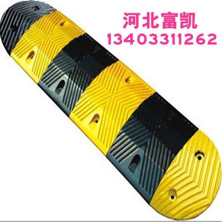 供應(yīng)邢臺停車場減速帶／擋車桿／護角１３４０３３１１２６２施工標(biāo)志牌／邢臺廣角鏡石家莊廣角鏡