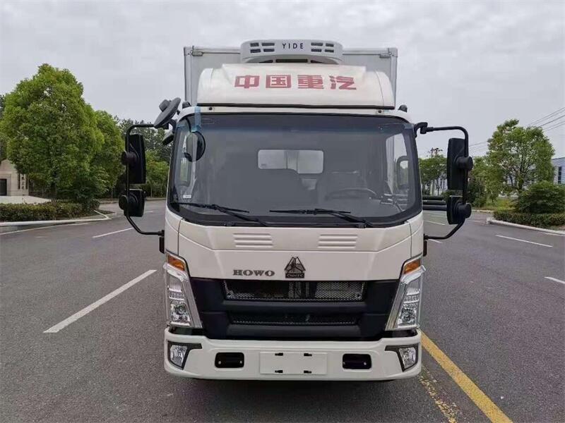 解放4.2米瓜果蔬菜冷藏運(yùn)輸車(chē)首付多少可以提車(chē)