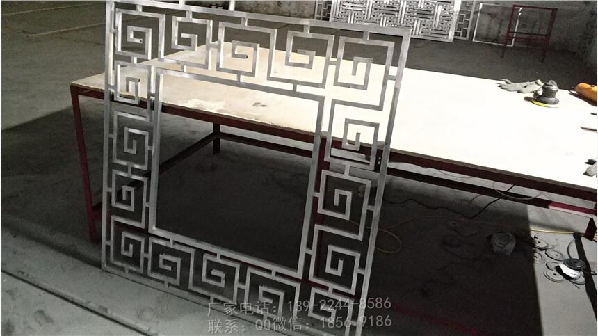 仿古鋁窗花屏風(fēng)建材廠(chǎng)家