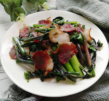 正宗洪山菜苔炒臘肉咸香美味、冬季春節(jié)必備家常菜