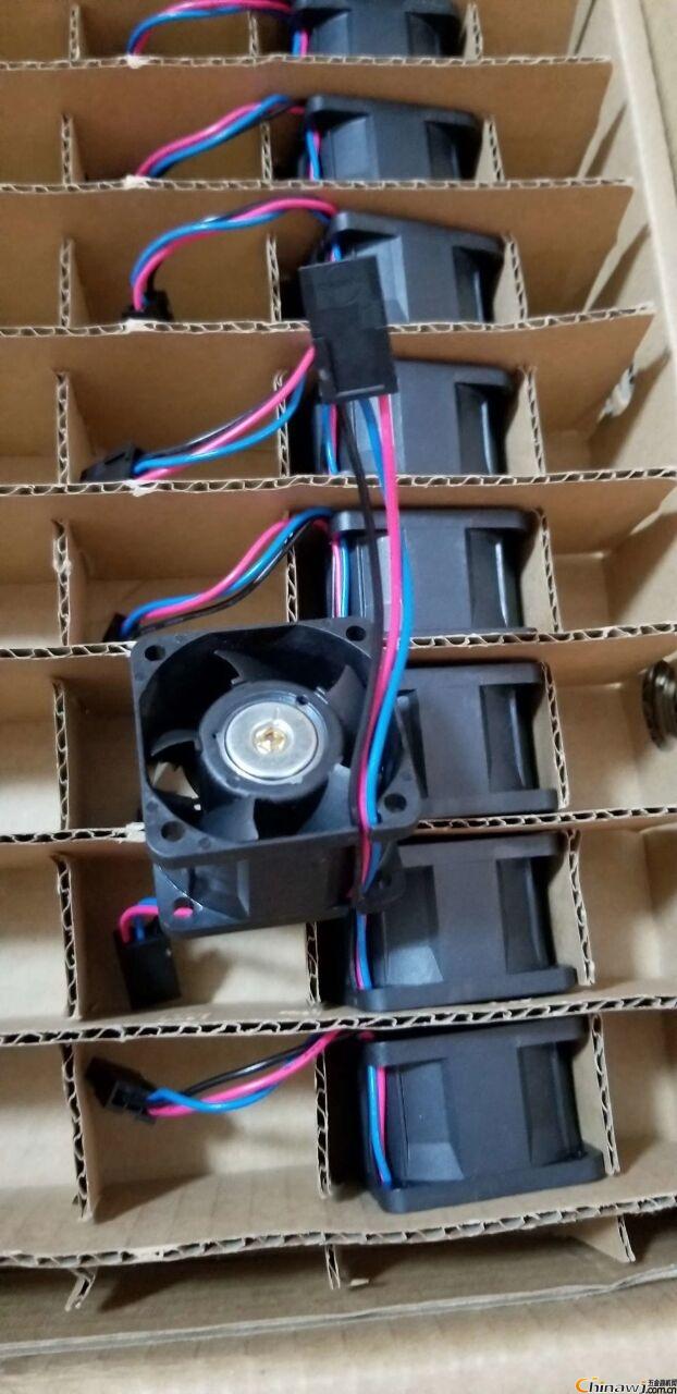 原裝NMB風(fēng)機(jī)4715MS-10T-B50/B40/B30機(jī)柜風(fēng)扇