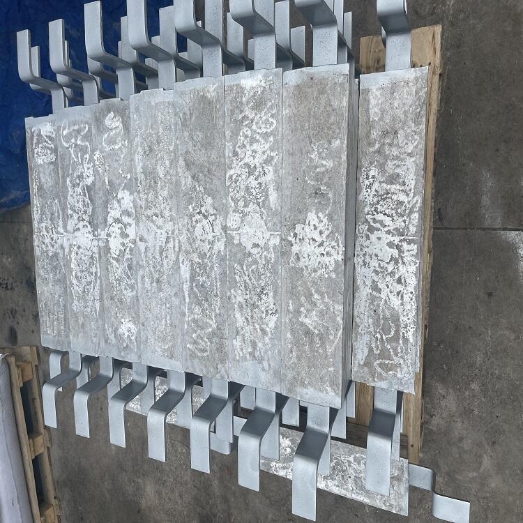 A14鋁鋅銦錫鎂海洋工程設(shè)施常用單鐵腳焊接式犧牲陽極