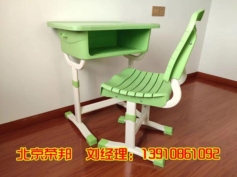 學(xué)校課桌椅_學(xué)習(xí)桌