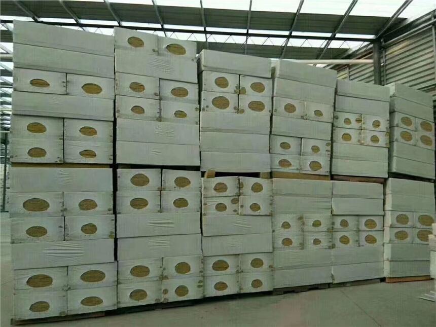 滄州華能外墻巖棉板價格