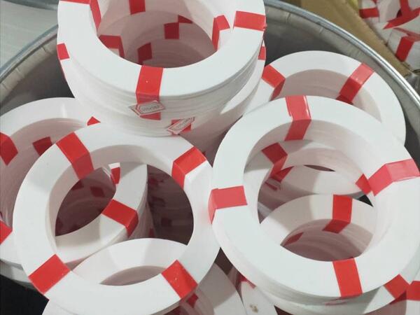 膨體四氟墊片 硬質(zhì)膨體四氟墊片  硬質(zhì)膨體聚四氟乙烯墊片