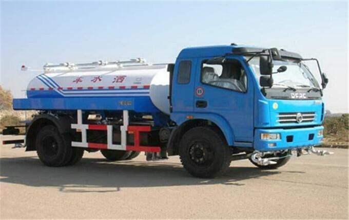 公路多功能6噸澆灌車(chē)廠家電話