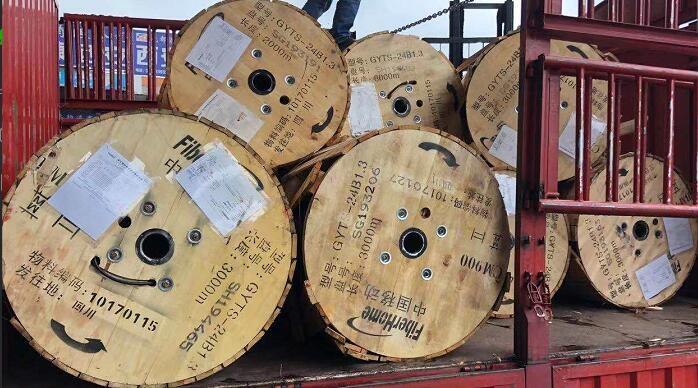 烽火48芯光纜高價(jià)上門回收安順長途通信室外架空管道直埋光纜