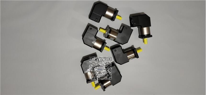 武漢市紐格爾孔輸出行星減速機按照尺寸