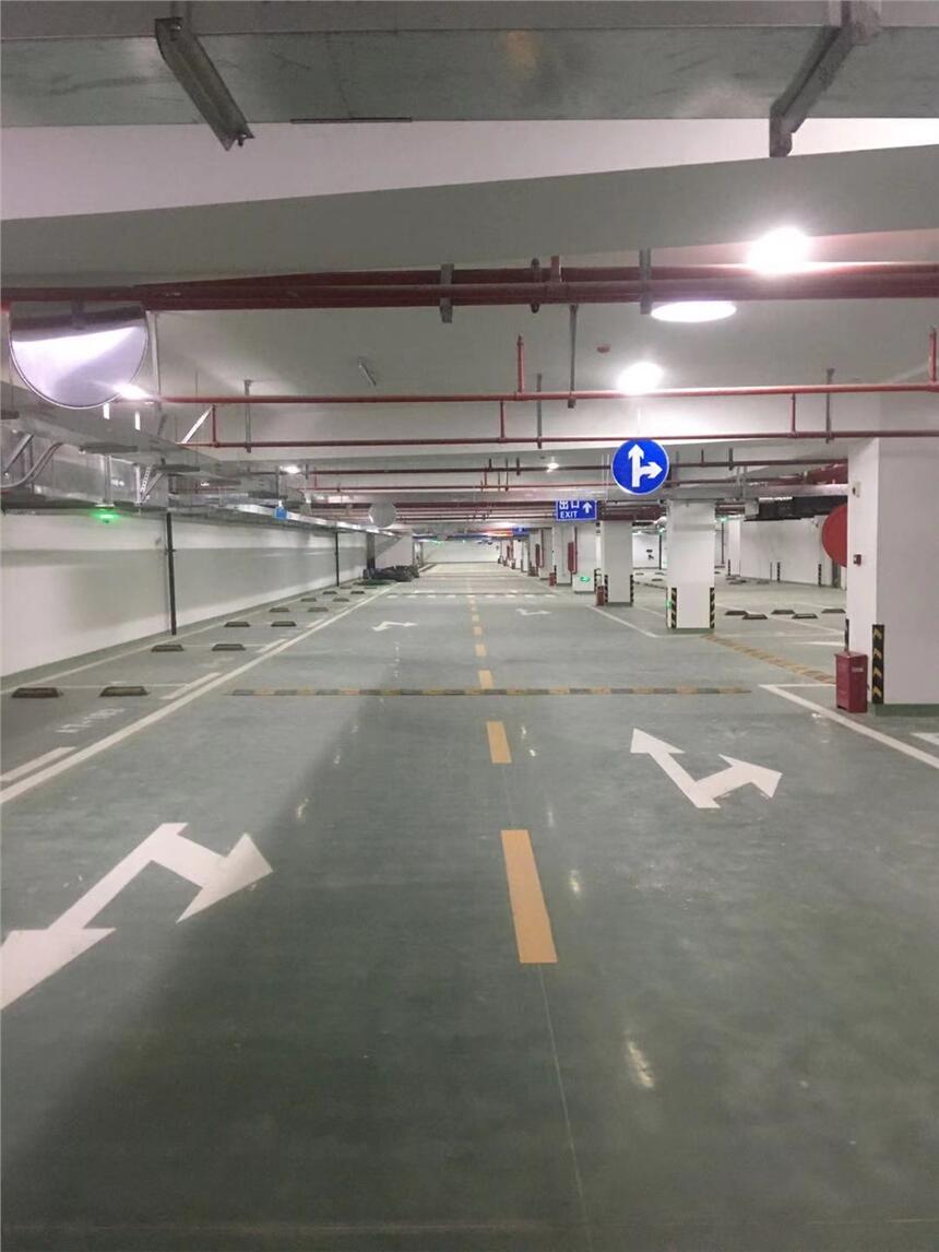 南京達(dá)尊承接各種南京道路交通標(biāo)線劃線、地下停車場(chǎng)設(shè)施等施工