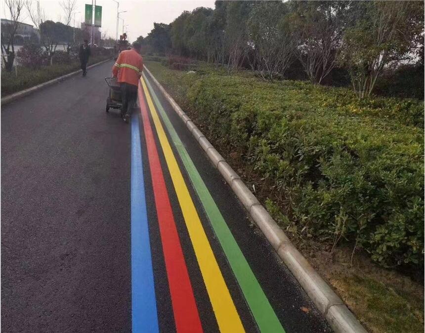 提供質(zhì)量保證的南京道路、馬路、公路標(biāo)線劃線價(jià)格