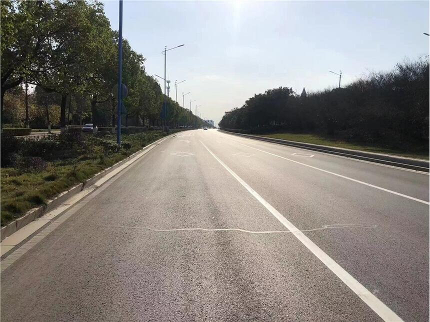 南京道路通標(biāo)線劃線-南京達(dá)尊交通工程公司