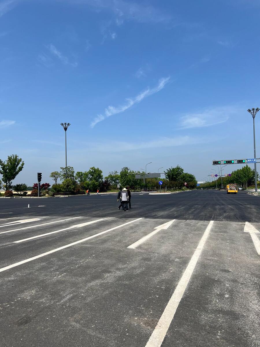 專業(yè)道路劃線公司-南京道路交通標(biāo)線的劃分