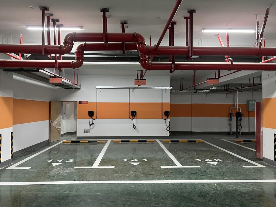 南京地下車庫(kù)交通設(shè)施-目賞停車位劃線規(guī)劃