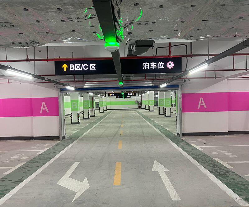 南京道路劃線地下車庫(kù)設(shè)計(jì)-人行通道設(shè)計(jì)