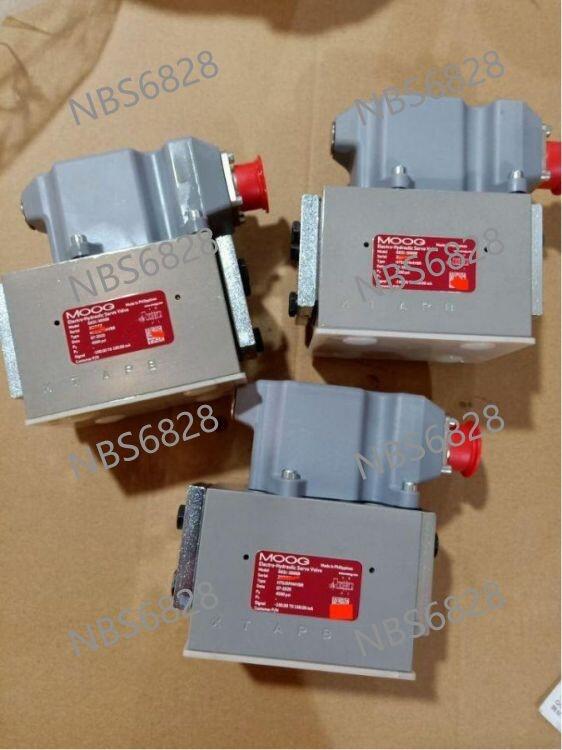 兩個型號 D663-4010 穆格 D662-4032 特價形勢好