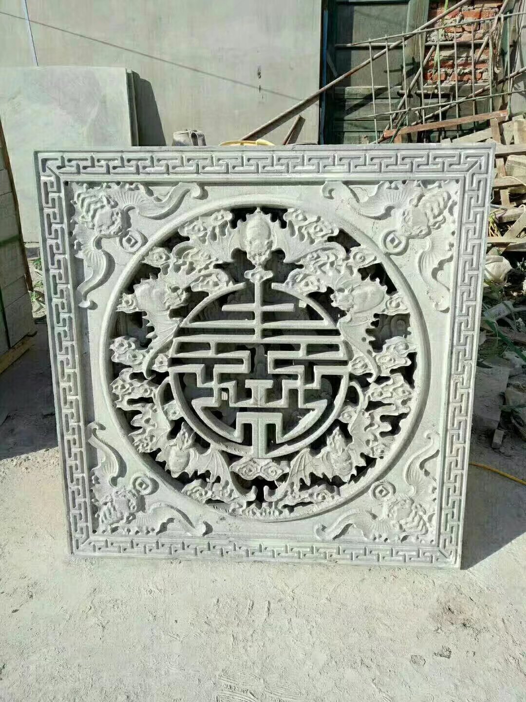 供應(yīng)青石窗戶、石雕門(mén)窗、青石花窗