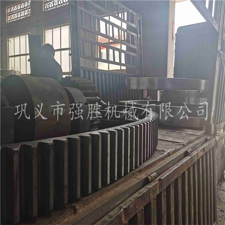 強勝加工回轉(zhuǎn)窯大齒輪 多種型號規(guī)格回轉(zhuǎn)窯輪帶滾圈生產(chǎn)制作