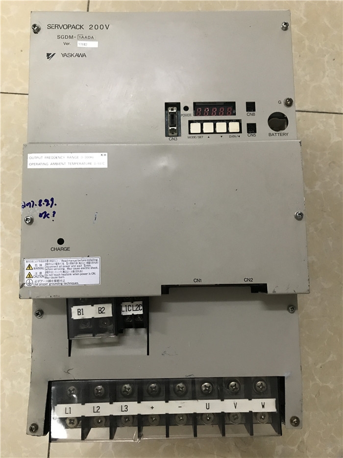 原裝SGDM-1EADA安川伺服驅(qū)動器15KW