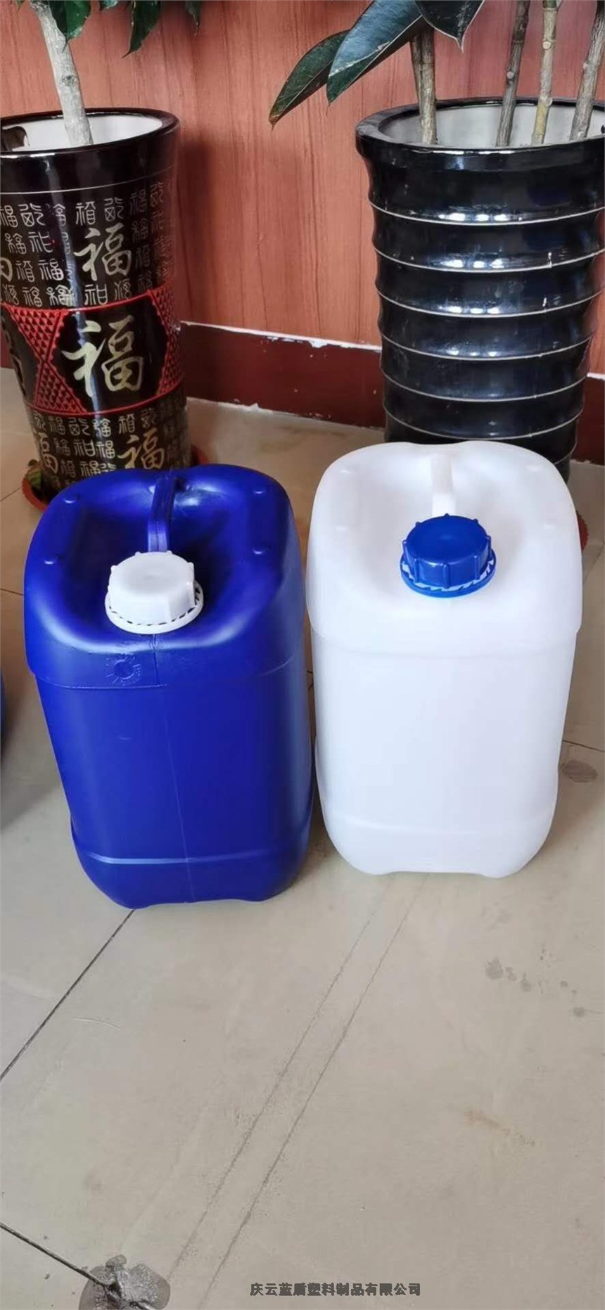 遼寧沈陽市咸菜桶藍(lán)盾化工牛筋材質(zhì)