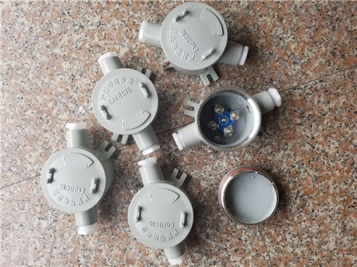 AH-20一通平防爆接線(xiàn)盒