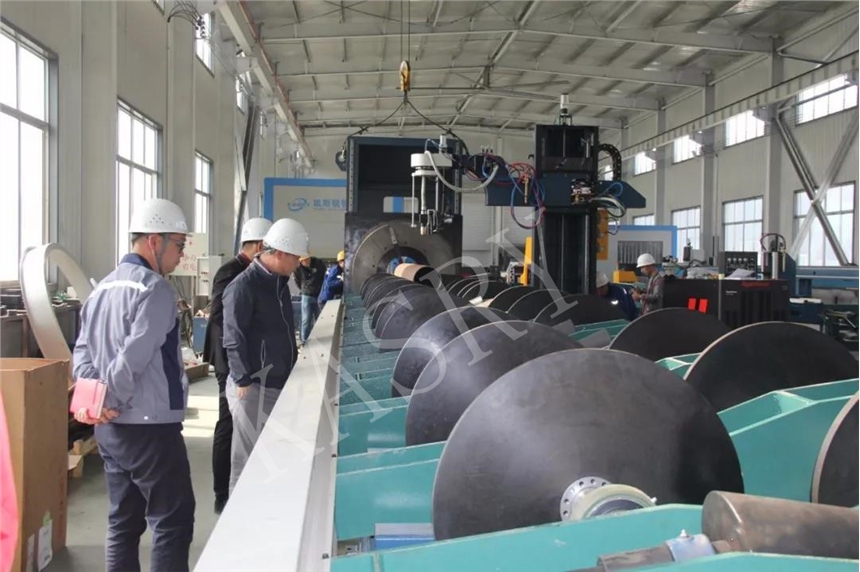 供應數(shù)控管道切割機 管道相貫線切割機  管道滾輪架切割機