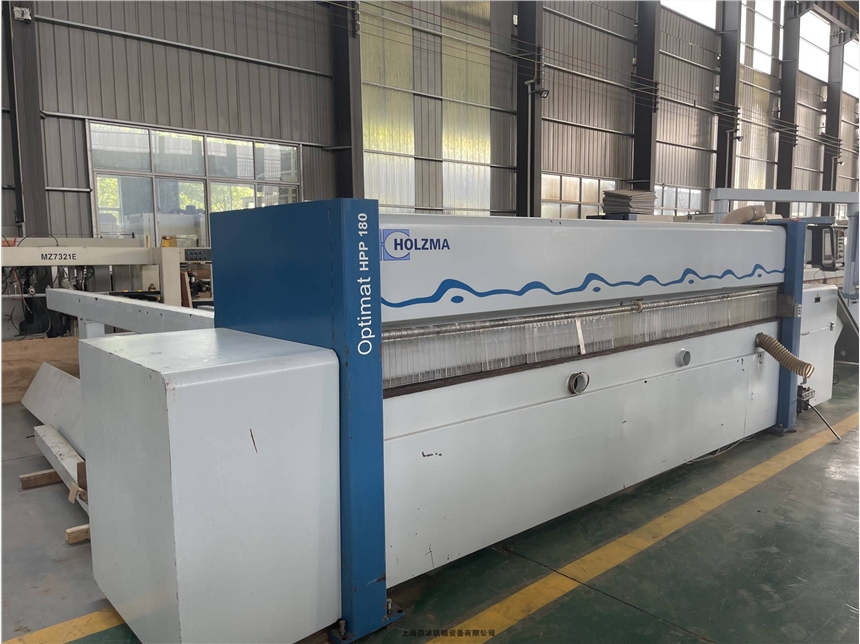 現(xiàn)貨出售家具廠生產(chǎn)設(shè)備德國豪邁180電腦裁板鋸