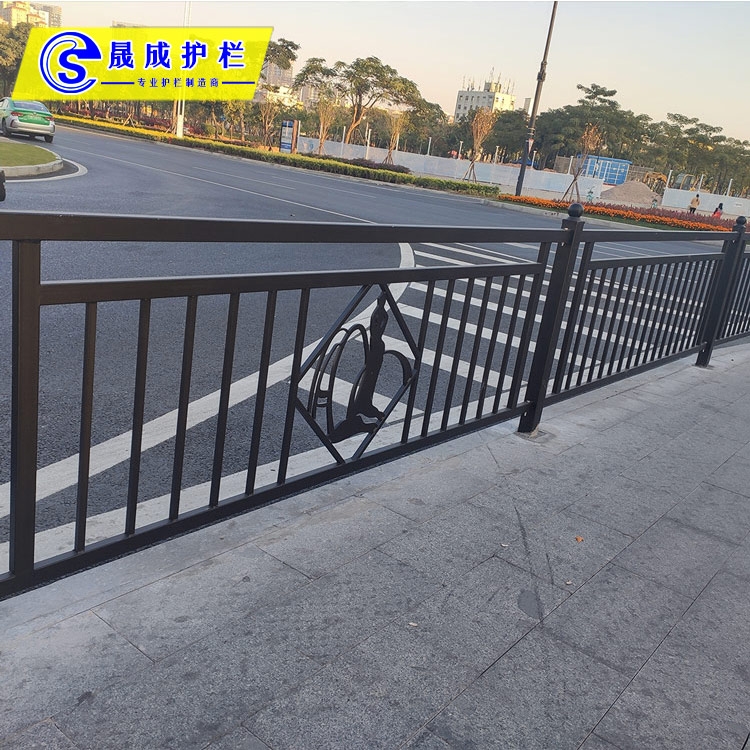 度假區(qū)防撞欄定制 樂昌鋅鋼護(hù)欄安裝 廠家直銷防撞欄