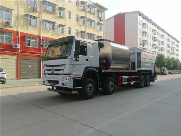  多功能綜合養(yǎng)護(hù)車(chē)售價(jià)