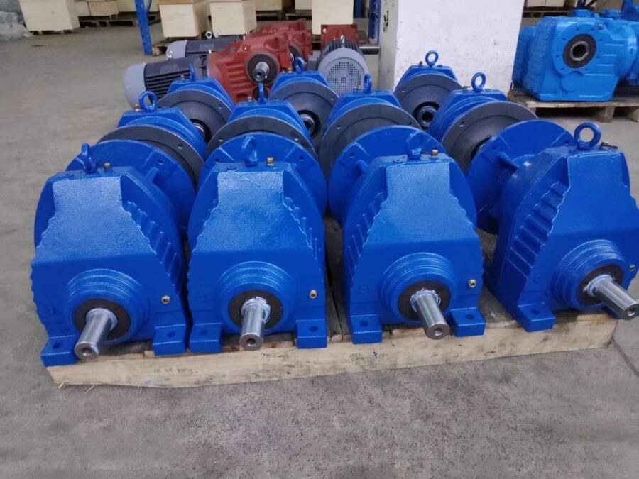 ABR60-100直角減速機(jī)KTAT127-Y45-20M3-0