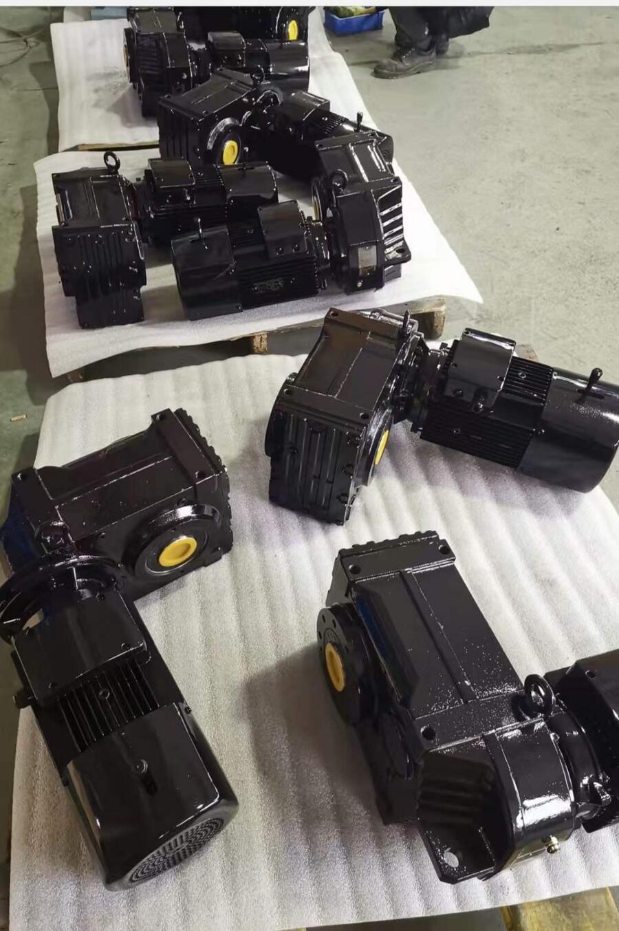 M5PHT60傘齒減速機(jī)H2DH6A九原