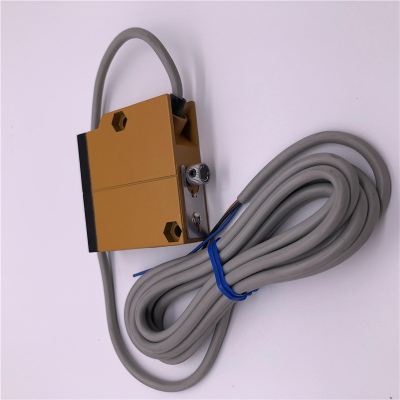 日本基恩士KEYENCE 通訊模塊 DL-RS1A  全新原裝正品 現(xiàn)貨 價格
