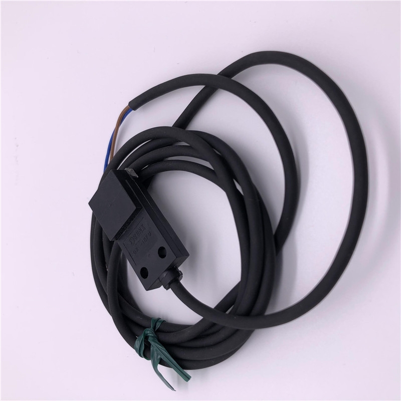 日本山武 溫控器 C15TC0TA0400  C15TV0TA0400 全新原裝正品議價 現貨