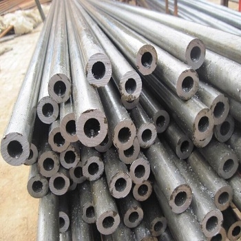 碳鋼無(wú)縫鋼管?.管線(xiàn)管熱交換器和冷凝器用無(wú)縫低碳