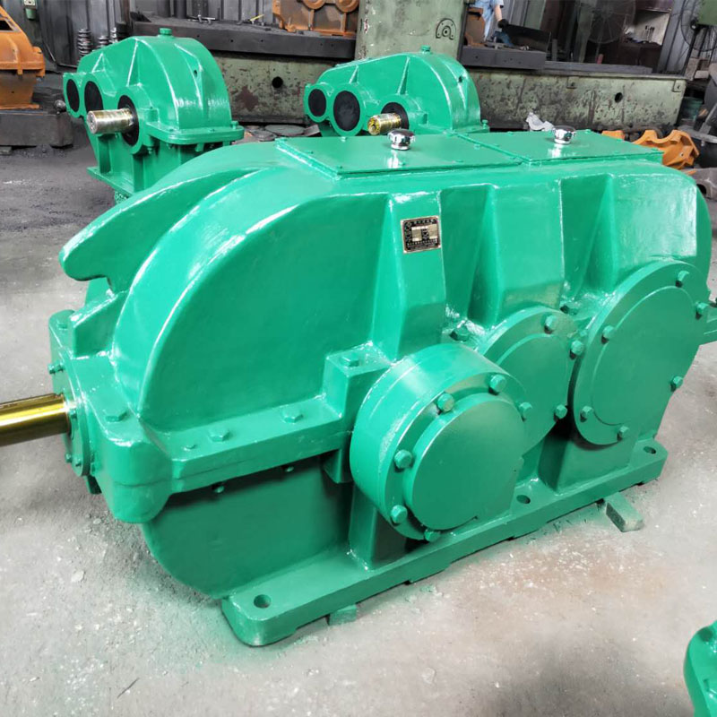 新疆減速機(jī) DCY500-35.5-IIS煤礦用硬齒面齒輪減速器 高速齒軸